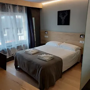 https://hotel-mirtil.andorra-la-vella-hotels.net